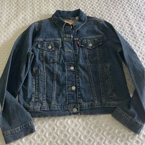 BNWT Levi's Blue Jean Jacket Classic Denim Style